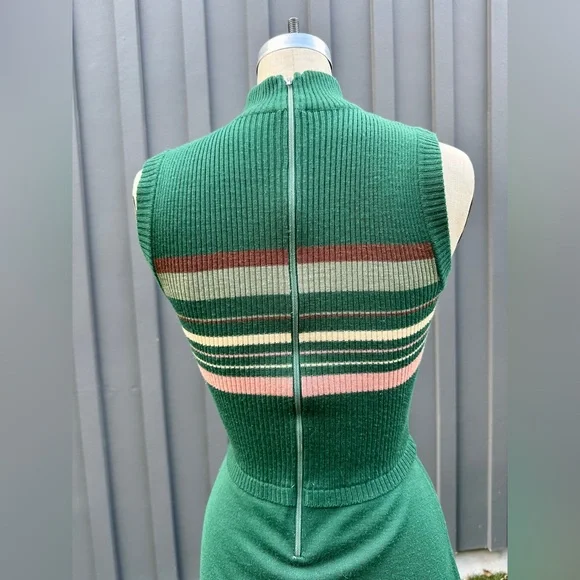 Vintage 1970s Groovy Stripes Sleeveless Mock Neck Knit Green Dress - Picture 4 of 8